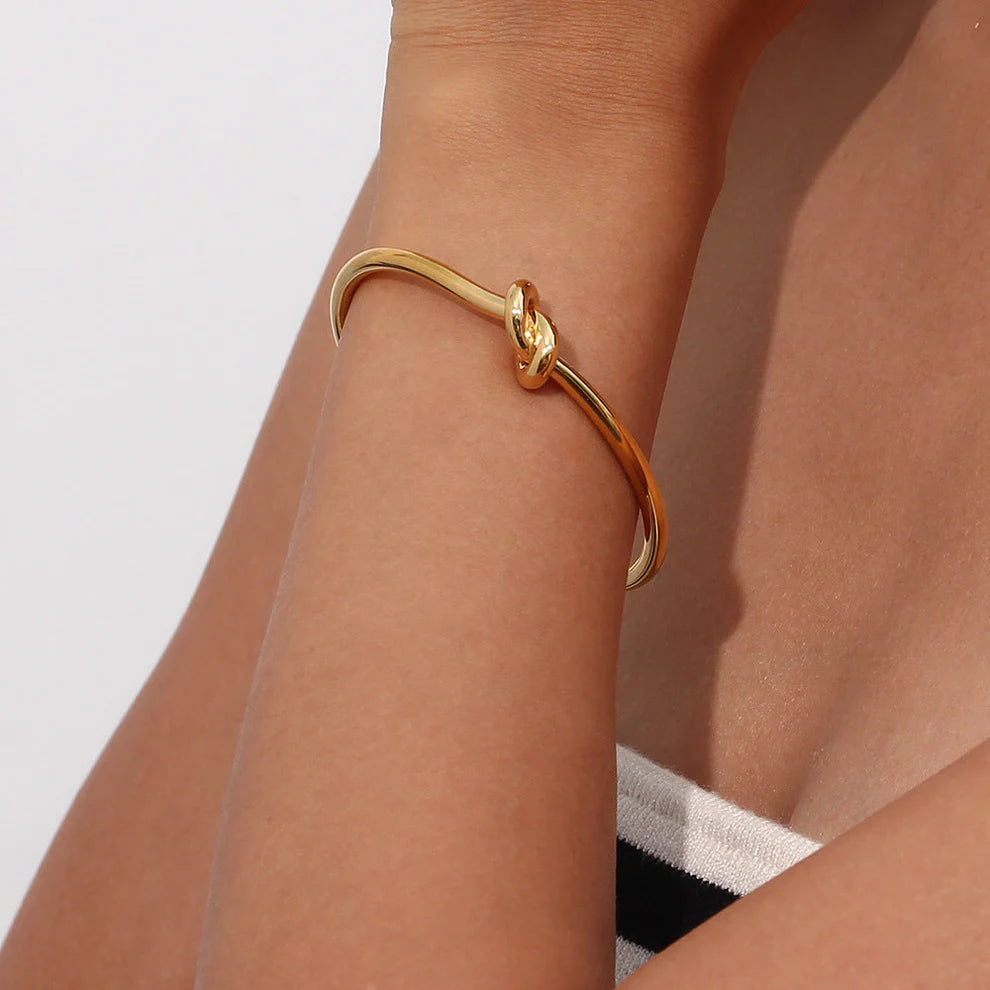 Infinity Knot Bracelet